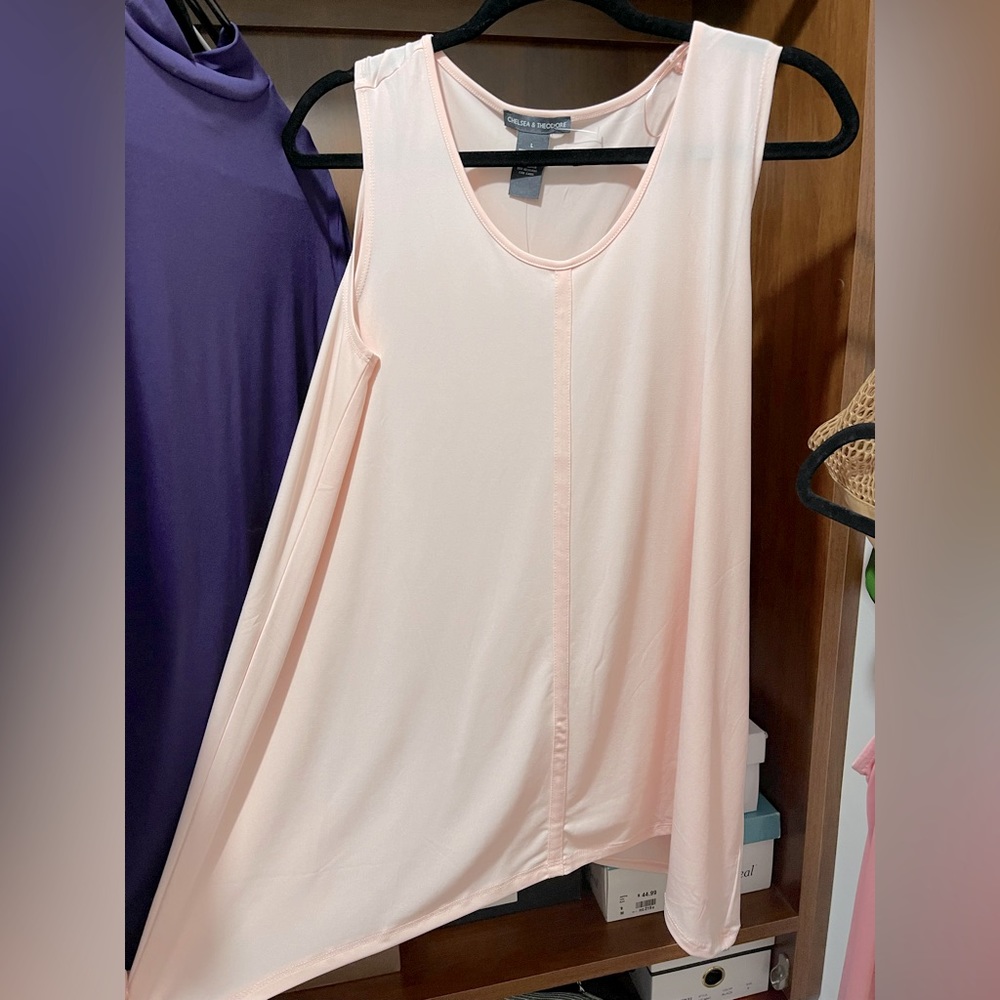 🆕 Light Pink flowy sleeveless tank/cami flowy BNWT